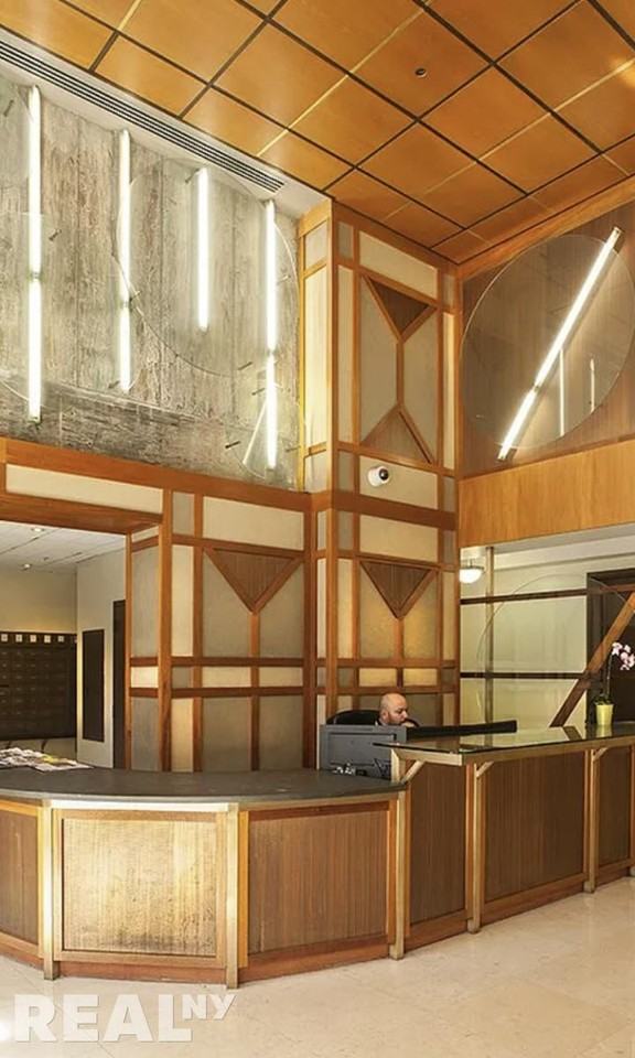 W 96th St #902 - Photo 3 of 7