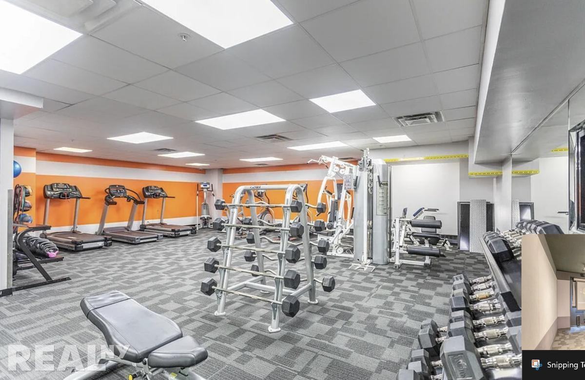 W 96th St #610 - Photo 2 of 4