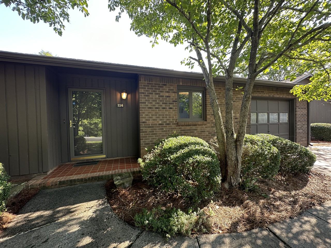 114 Briar Ridge Circle - Photo 3 of 25