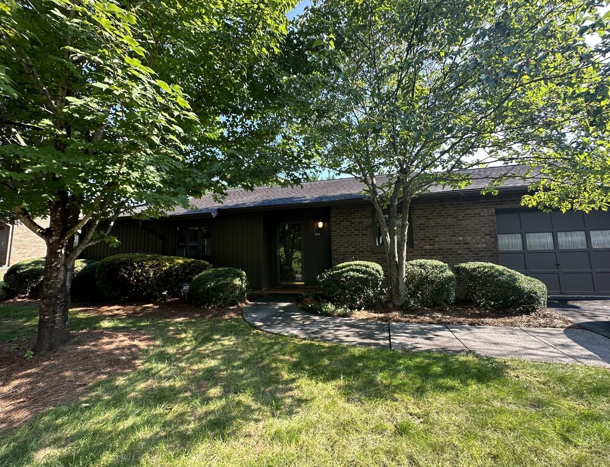 114 Briar Ridge Circle - Photo 2 of 25