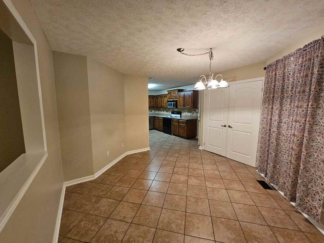 1517 Crestridge Drive - Photo 6 of 19