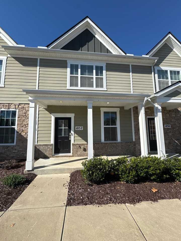 1052 Woodbridge Boulevard