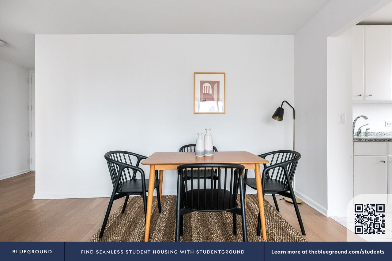 400 Chambers Street - Photo 7 of 39