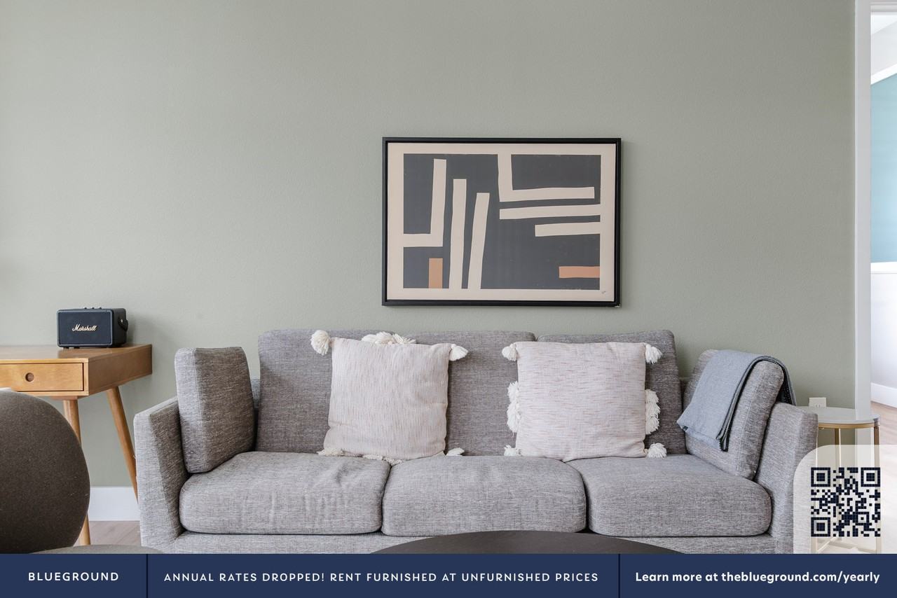 555 East Evelyn Avenue - Photo 4 of 50