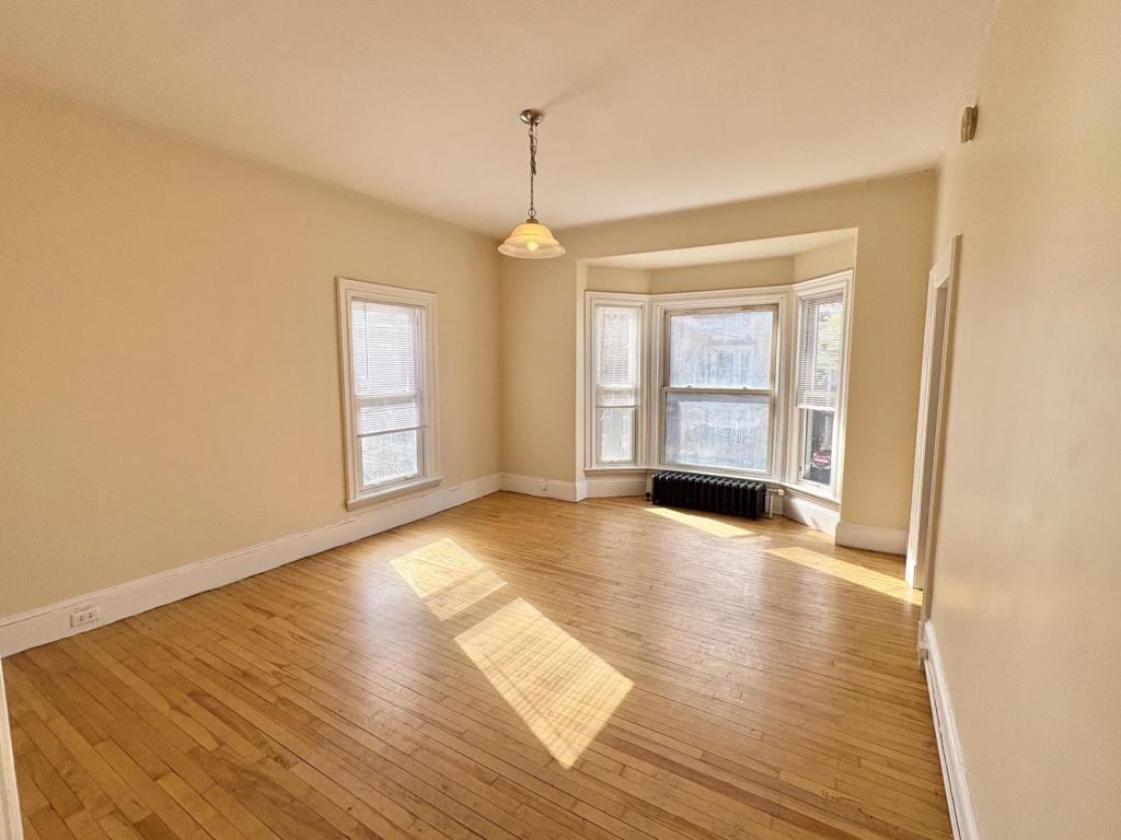 237 High St Apt 4 - Photo 6 of 11