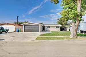 featured image of 713 W Avenue H10