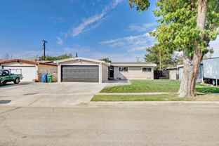 713 W Avenue H10 - Photo 1 of 1