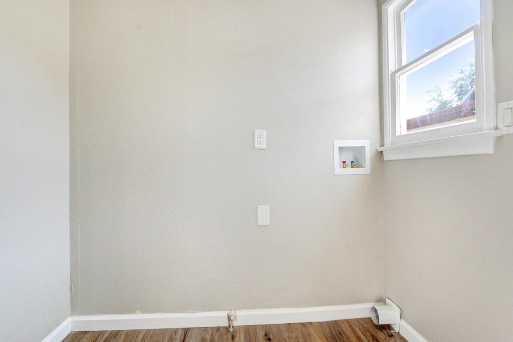 713 W Avenue H10 - Photo 7 of 15