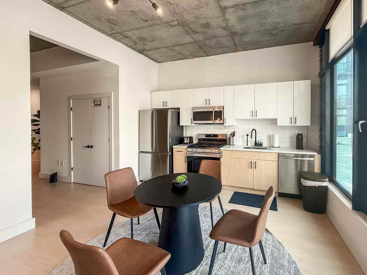 1247 N 2nd St #1317862P - Photo 5 of 12