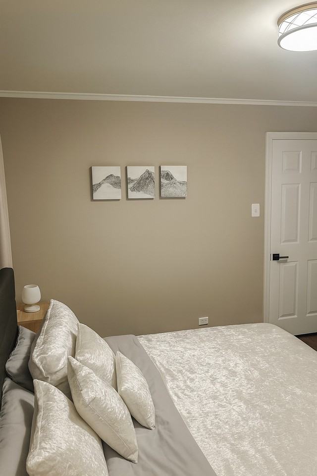 9127 Central Avenue - Photo 4 of 15