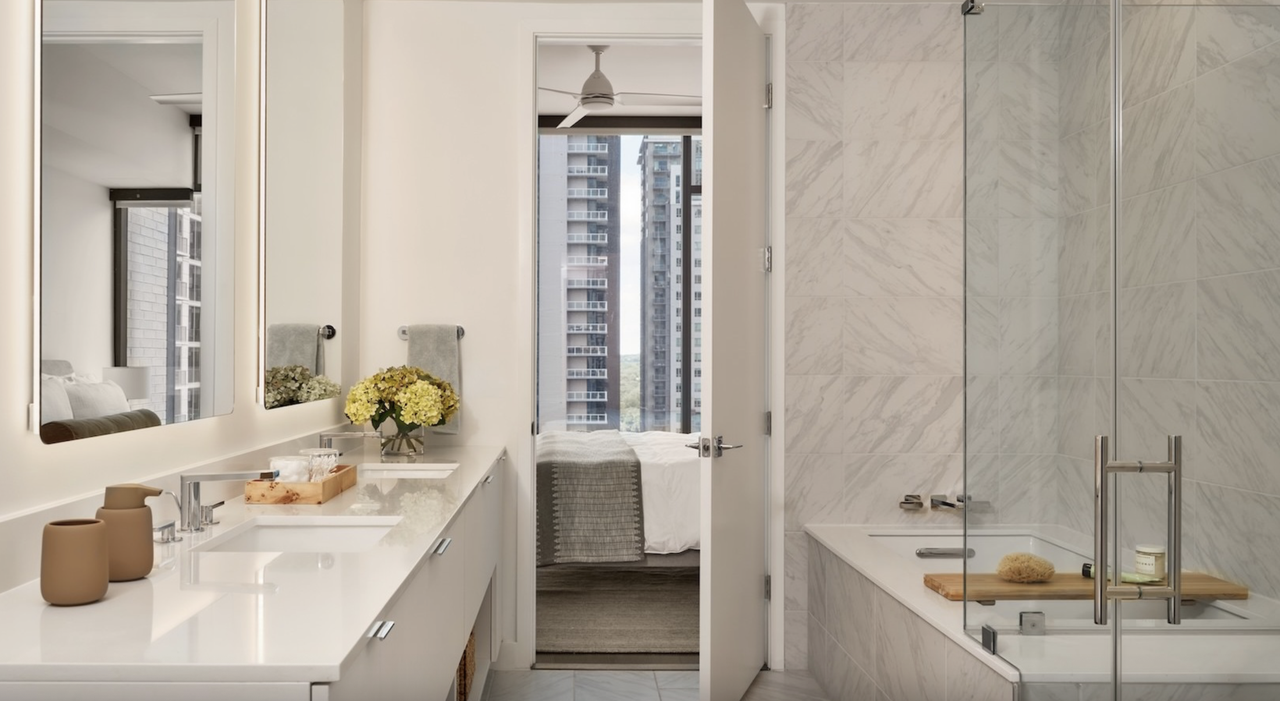 79 Rainey Street - Photo 4 of 19