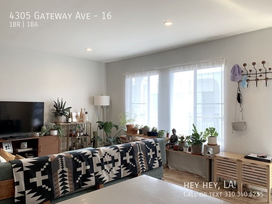 4305 Gateway Avenue #16 - Photo 7 of 20