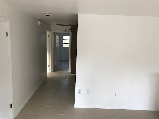 3629 Avenue S Nw - Photo 2 of 9