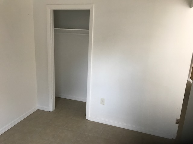 3629 Avenue S Nw - Photo 3 of 9