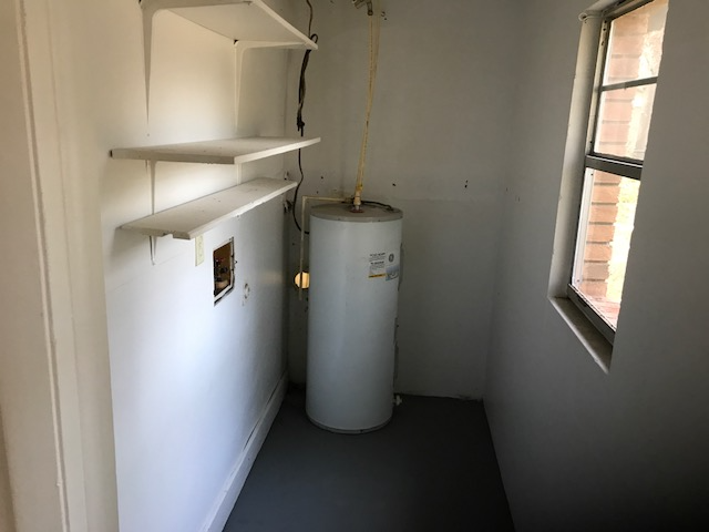 3629 Avenue S Nw - Photo 5 of 9