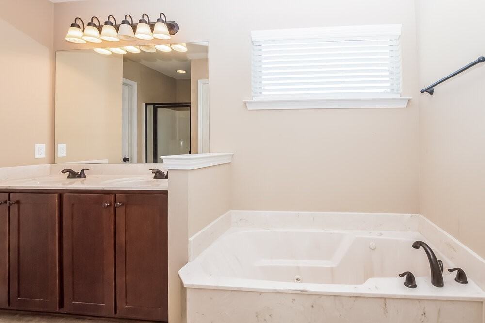 2729 Miner Cv - Photo 7 of 15