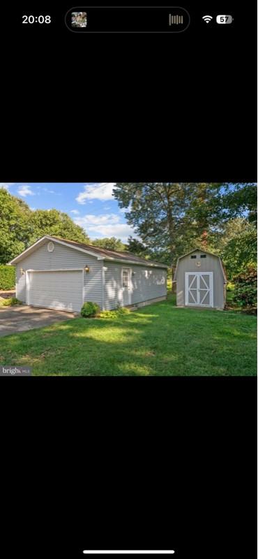 1501 King Philip Circle - Photo 3 of 9