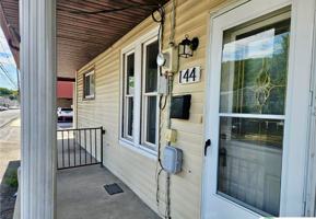 featured image of 144 S Nichols St