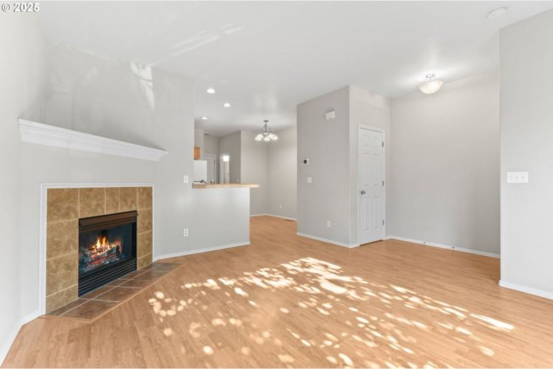 2345 Northwest Oak Knoll Place - Photo 3 of 24