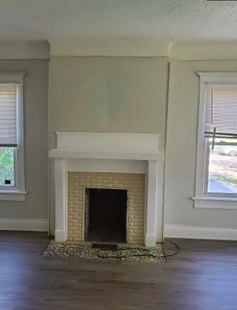 902 Prospect Ave - Photo 7 of 18