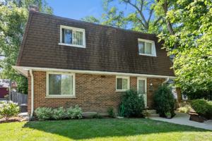 featured image of 2500 Green Bay Rd #2500