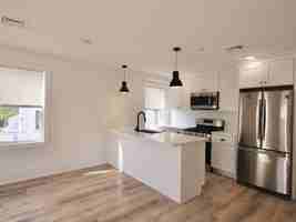 featured image of 14 Vinton St #3B