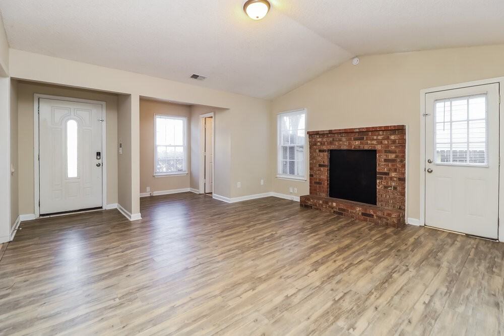 796 Indian Lake Dr Nw - Photo 4 of 25