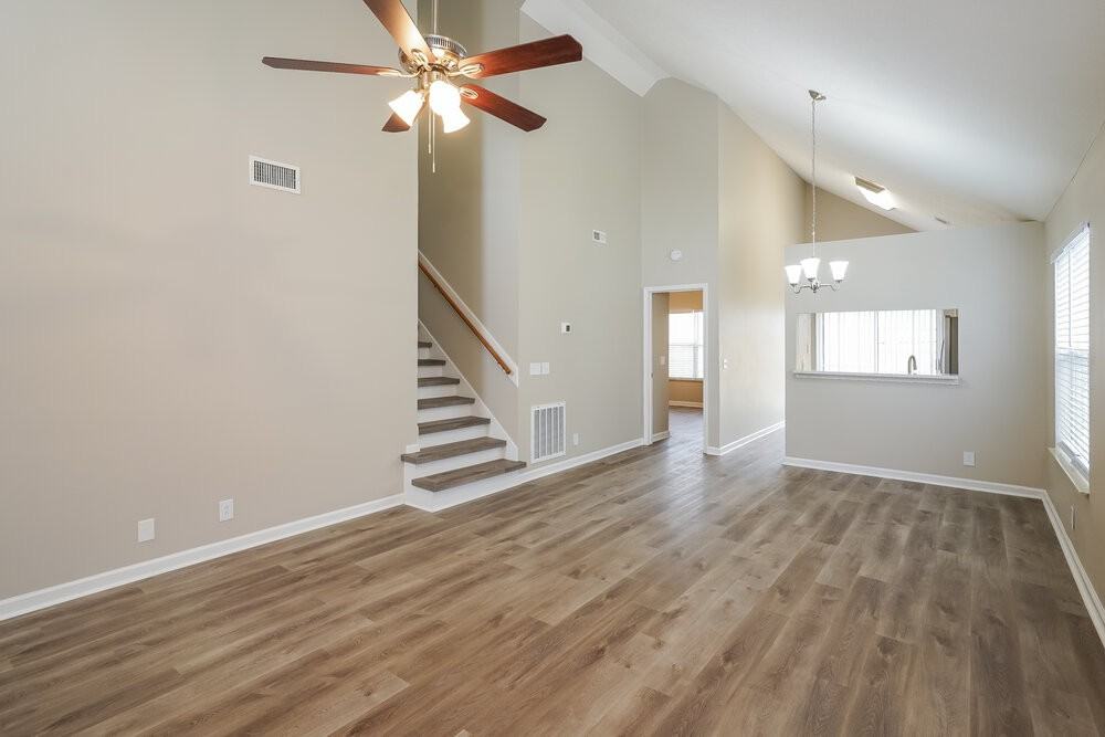 1016 Mansker Dr - Photo 5 of 17