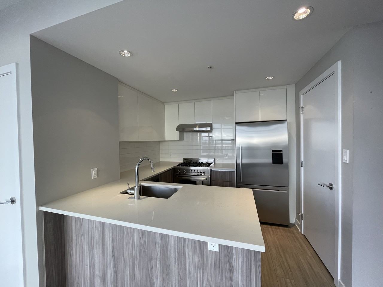 4900 Lennox Lane #3xxx - Photo 2 of 16