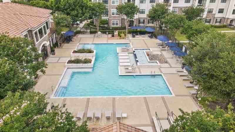 The Cortona - Photo 2 of 50