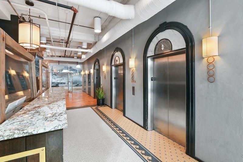 South Side on Lamar - Photo 5 of 47