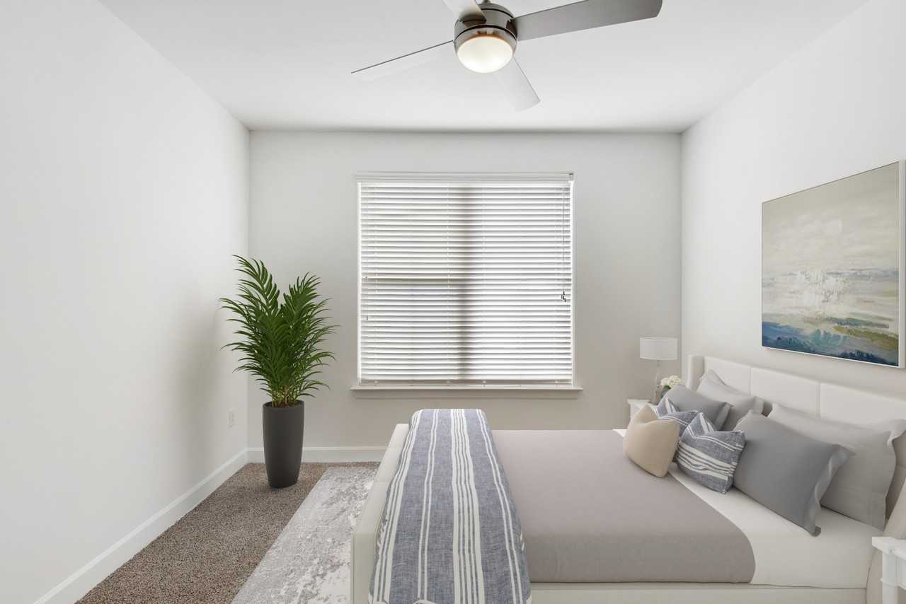 Ambrosio Apartments - Photo 6 of 40