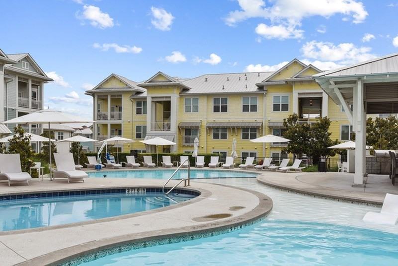 Edgewater - Photo 3 of 37