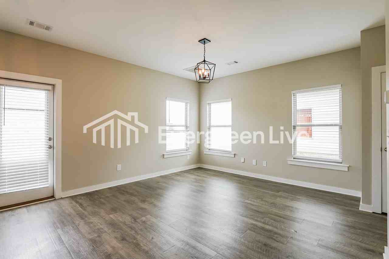 11103 Summerchase Loop - Photo 4 of 15