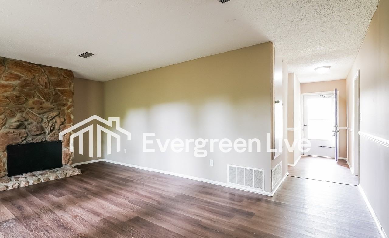 3216 Capwood Curv - Photo 4 of 12