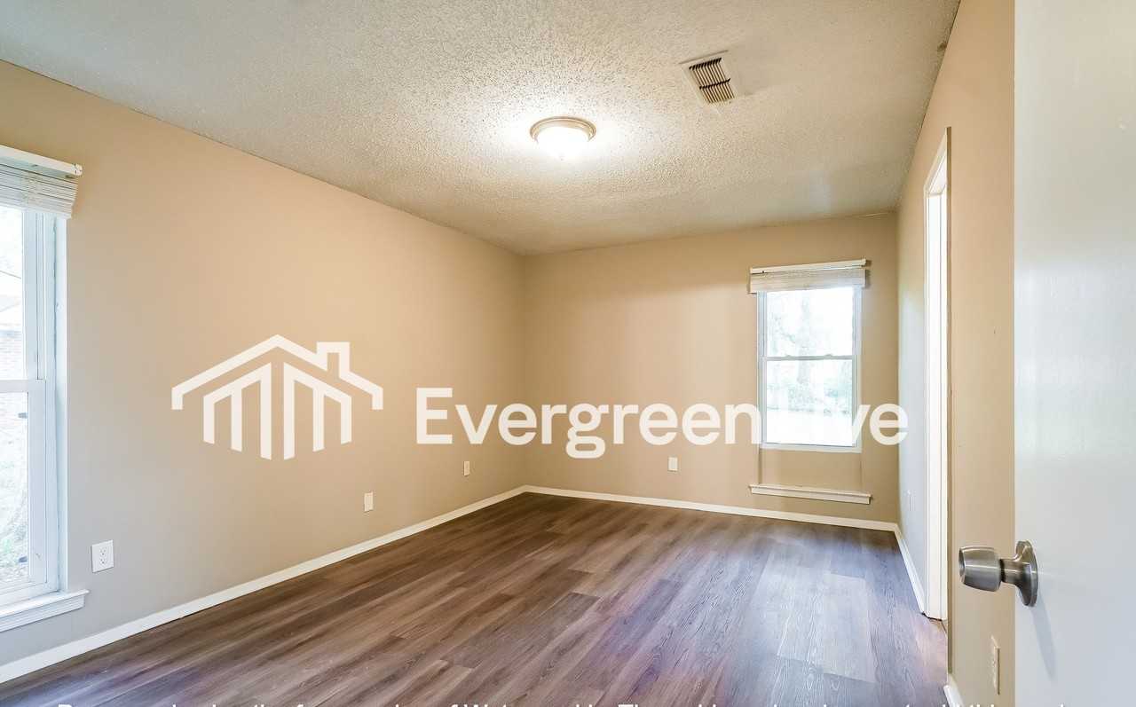 3216 Capwood Curv - Photo 7 of 12