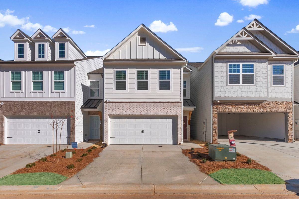 384 Whitetail Cir - Photo 2 of 25