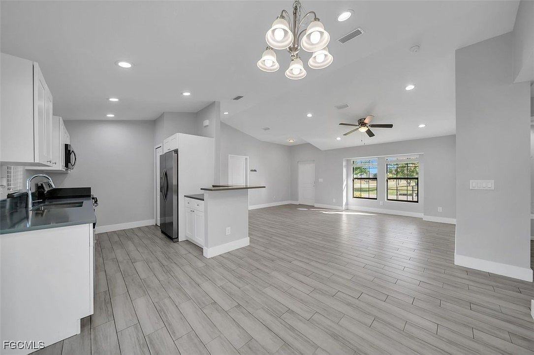 919 Ne 35th Ln - Photo 4 of 4