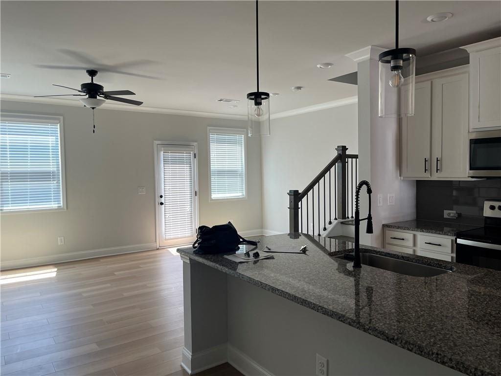 4632 Cypress Park Dr - Photo 2 of 22