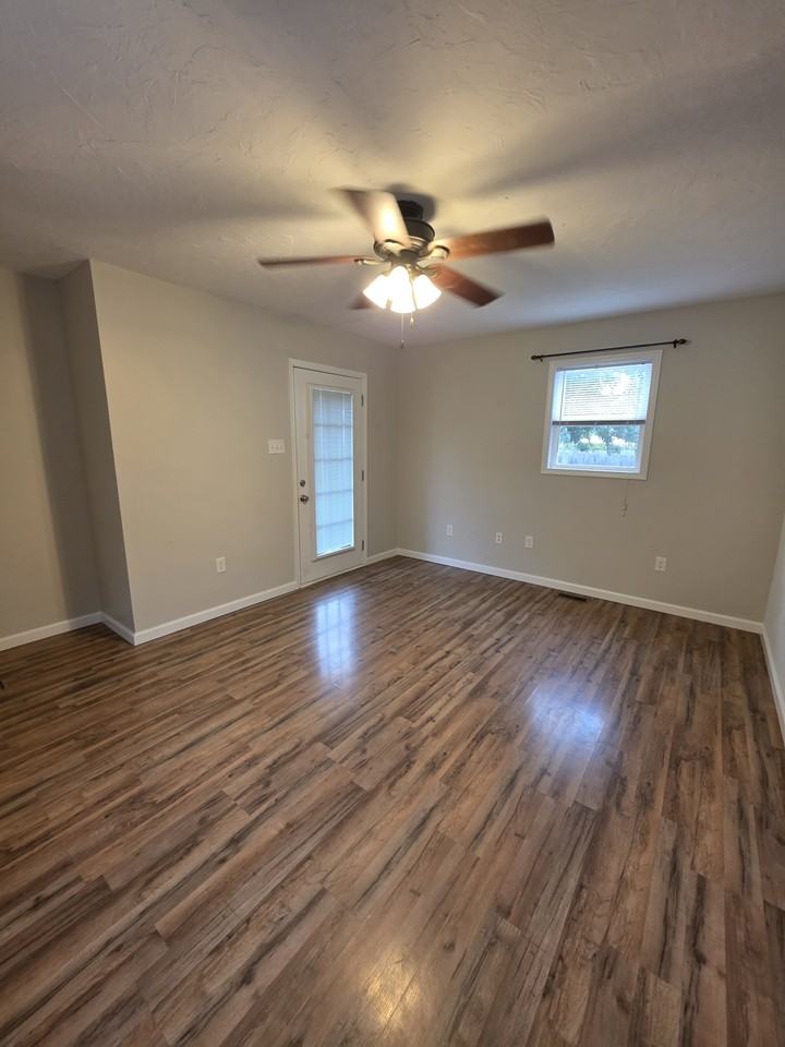 324 3rd Street #1 - Photo 6 of 15