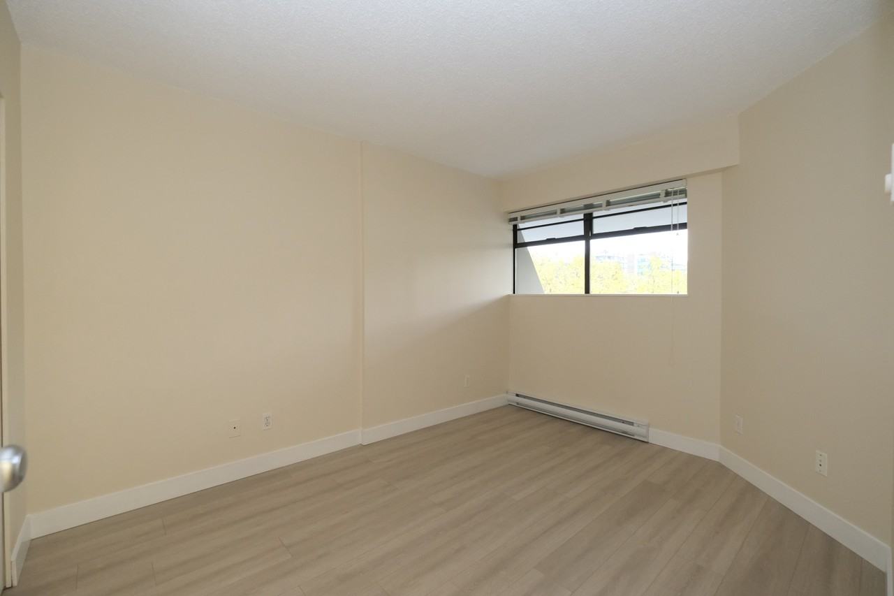 655 Moberly Road #404 - Photo 7 of 10