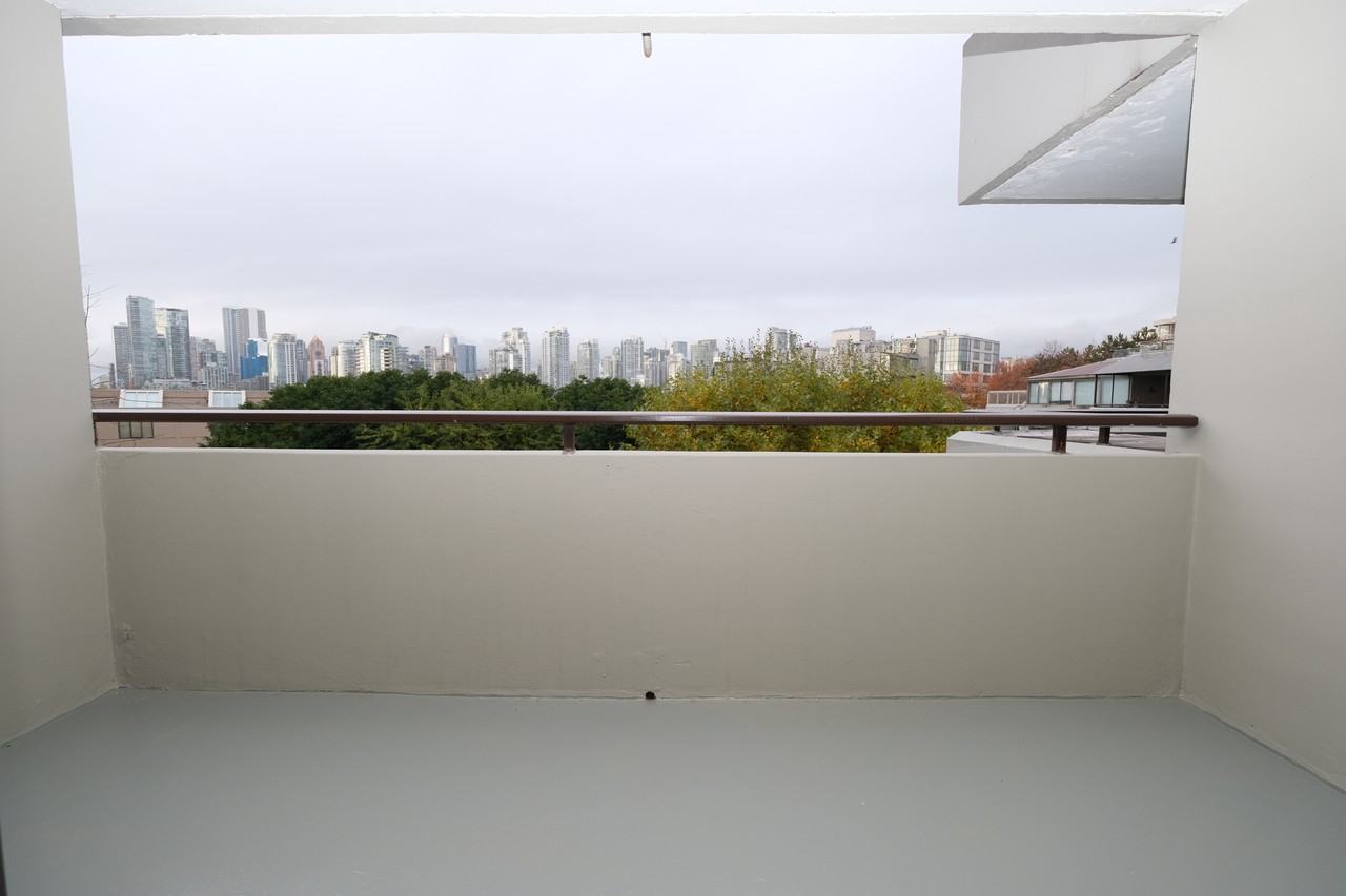 655 Moberly Road #404 - Photo 4 of 10