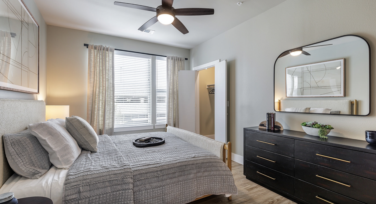 2400 Grove Boulevard - Photo 6 of 21