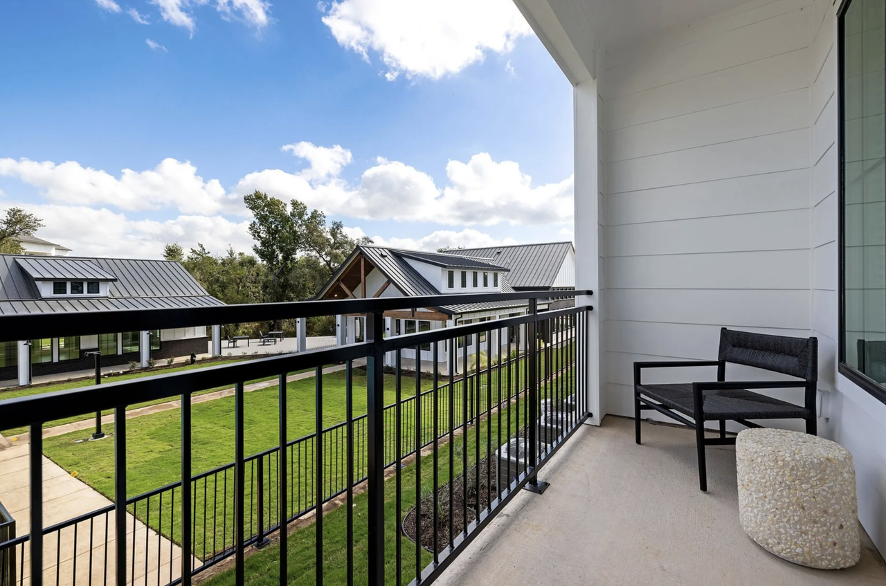 11518 North FM 620 - Photo 7 of 13