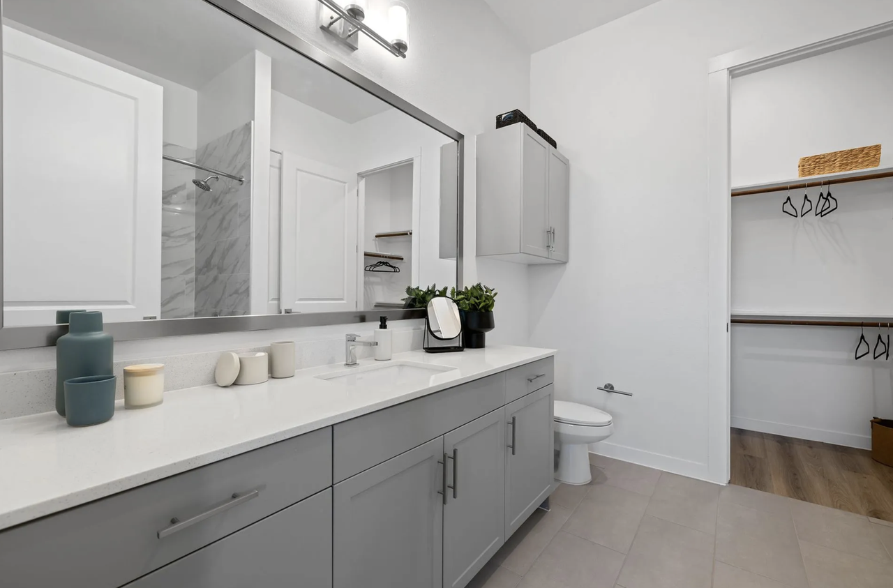 11518 North FM 620 - Photo 6 of 13