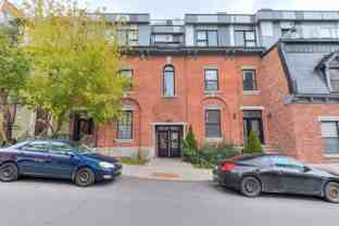 2037 Rue Clark #22 - Photo 1 of 1