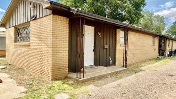 featured image of 1606 22nd St #A