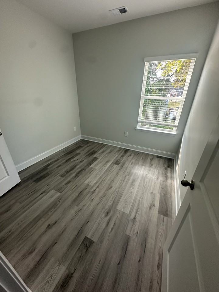 405 Apple Ln #NA - Photo 5 of 7