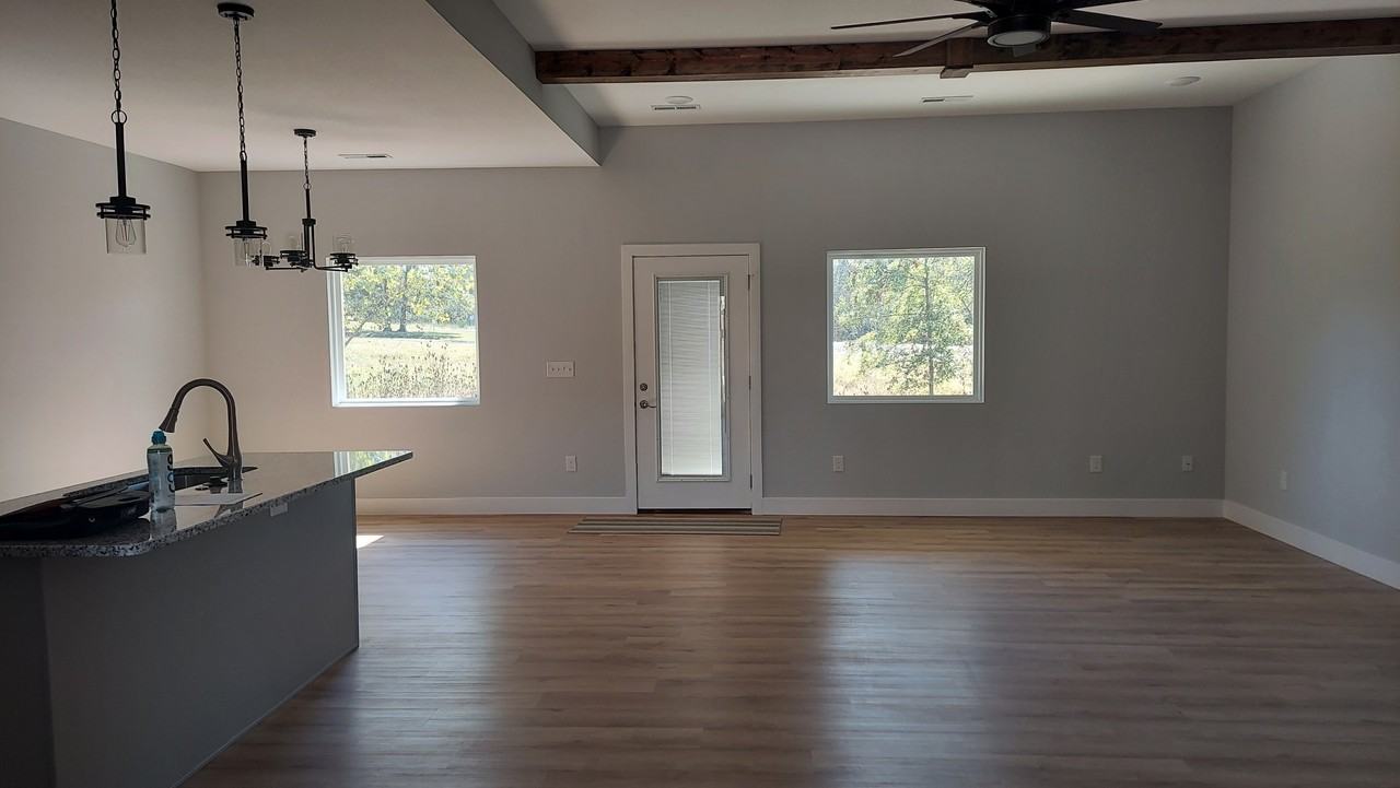 1738 Sierra St #NA - Photo 3 of 11