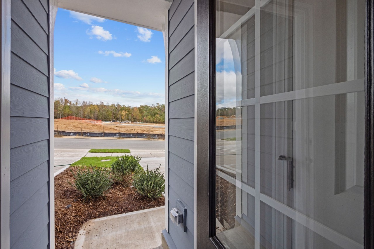 2815 Carbondale Ct #1 - Photo 5 of 45